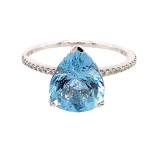 18KW AQUAMARINE PEAR SHAPE RING