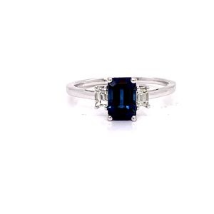 14KW SAPPHIRE OCTAGON RING