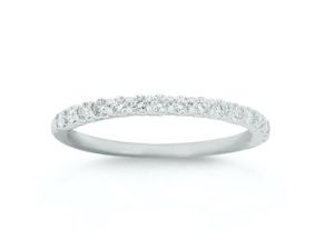 18KW DIAMOND BAND RING
