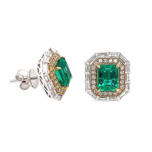 18KW EMERALD OCTAGON EARRING