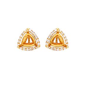 18KY 5.5x5.5 mm Trillion Semi Mount Earring