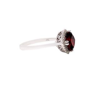 14KW RED GARNET CUSHION RING