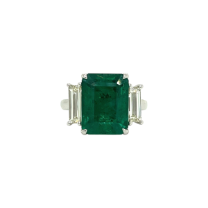 18KW EMERALD OCTAGON RING