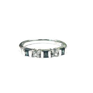 18KW ALEXANDRITE SQUARE RING