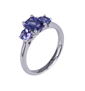 14KW TANZANITE OCTAGON RING